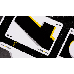 AvH: Typographic Playing Cards by Luke Wadey wwww.jeux2cartes.fr
