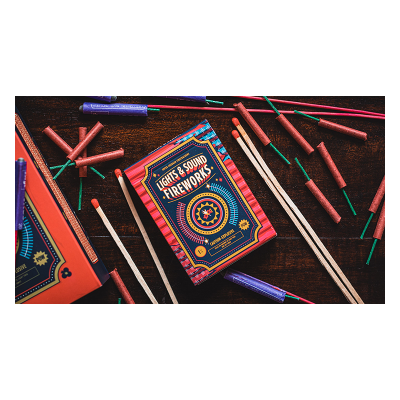 Fireworks Playing Cards by Riffle Shuffle wwww.jeux2cartes.fr